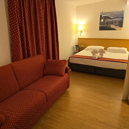 Marco Polo Airport Hotel