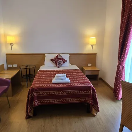 Hotel Marco Polo Airport