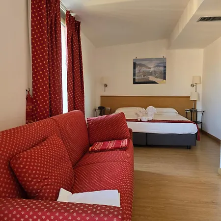 Marco Polo Airport 3*