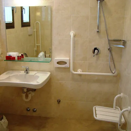 Marco Polo Airport 3*